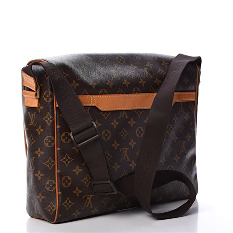 discount Louis Vuitton Messenger bags